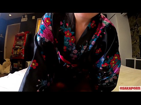 ❤️ A jovem cosplay girl adora sexo até o orgasmo com um esguicho em uma cavaleira e um broche. Garota asiática com ratas peludas e belas mamas em traje tradicional japonês em vídeo amador mostrando masturbação com brinquedos para foder. Sakura 3 OSAKAPORN. ❤ Porno de qualidade em nós ﹏